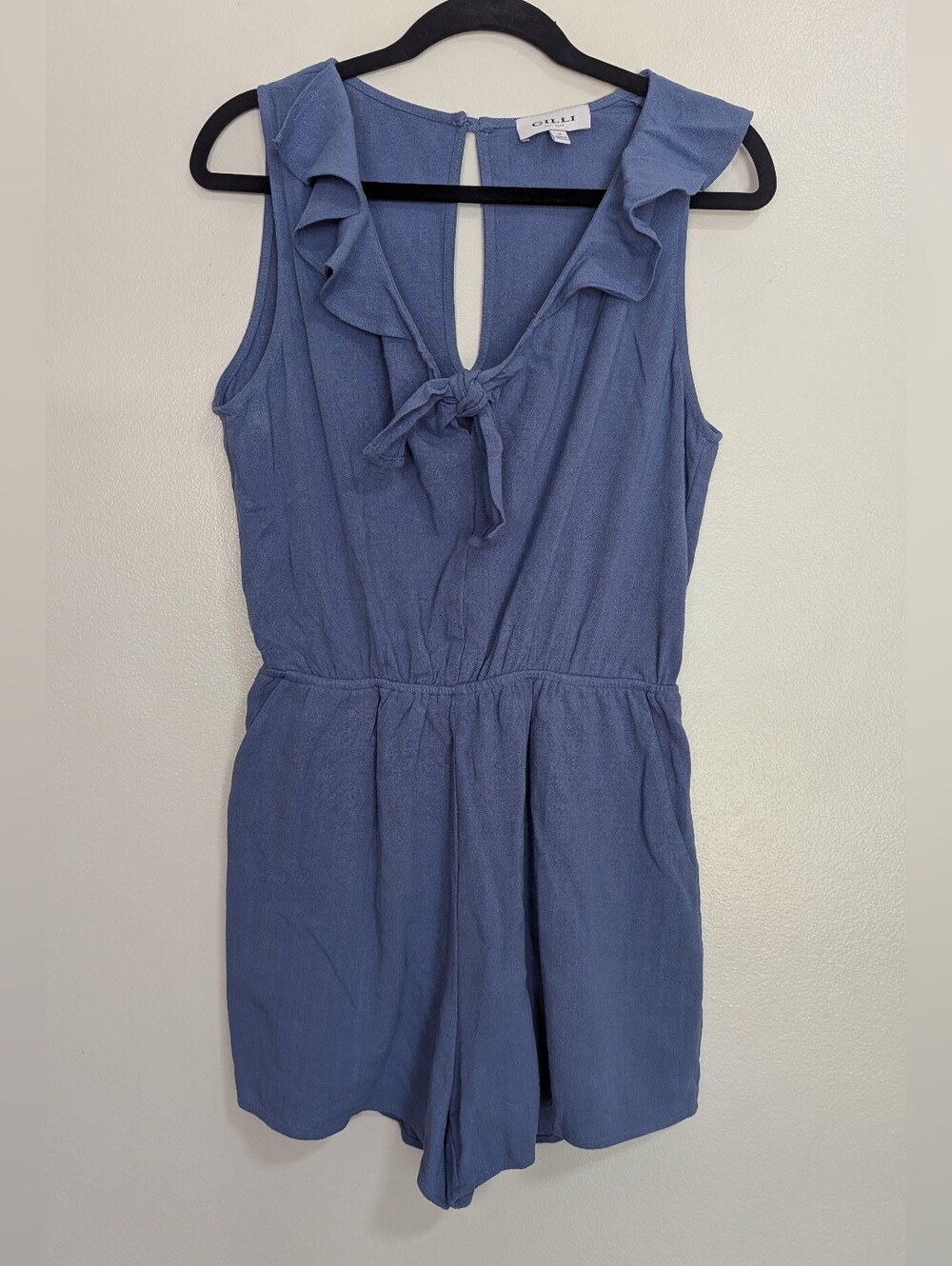 Gilli Size Medium Dusty Blue Linen-Blend Ruffle Tie-Front Romper